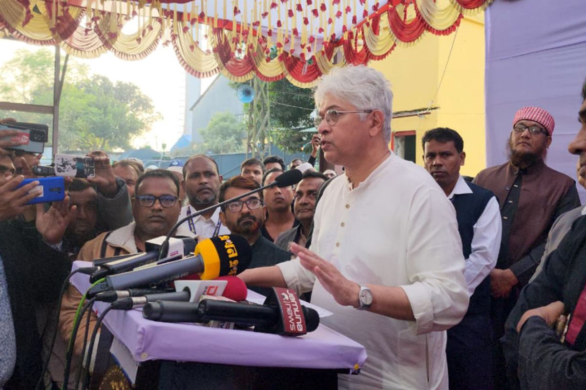 বন্ধ চিনিকলগুলো পুনরায় চালুর উদ্যোগ নিয়েছে সরকার: শিল্প উপদেষ্টা