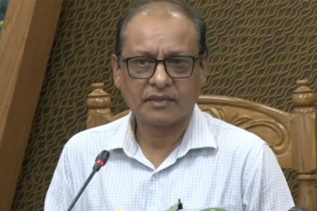 প্রাথমিকের সহকারী শিক্ষকের পদোন্নতি হচ্ছে না কেন, জানালেন গণশিক্ষা উপদেষ্টা