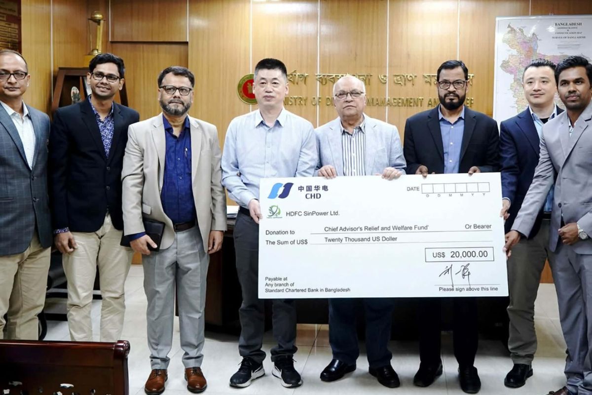 বন্যাদুর্গতদের প্রধান উপদেষ্টার ত্রাণ তহবিল থেকে ২৪ লাখ টাকা অনুদান