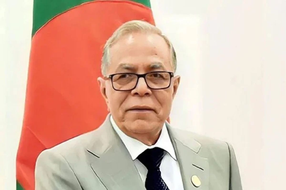 সাবেক রাষ্ট্রপতির বিরুদ্ধে দুর্নীতির অভিযোগ, অনুসন্ধানে দুদক