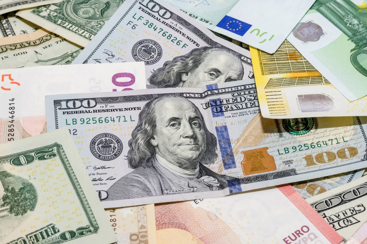 আজকের মুদ্রা বিনিময় হার (১০ ডিসেম্বর)