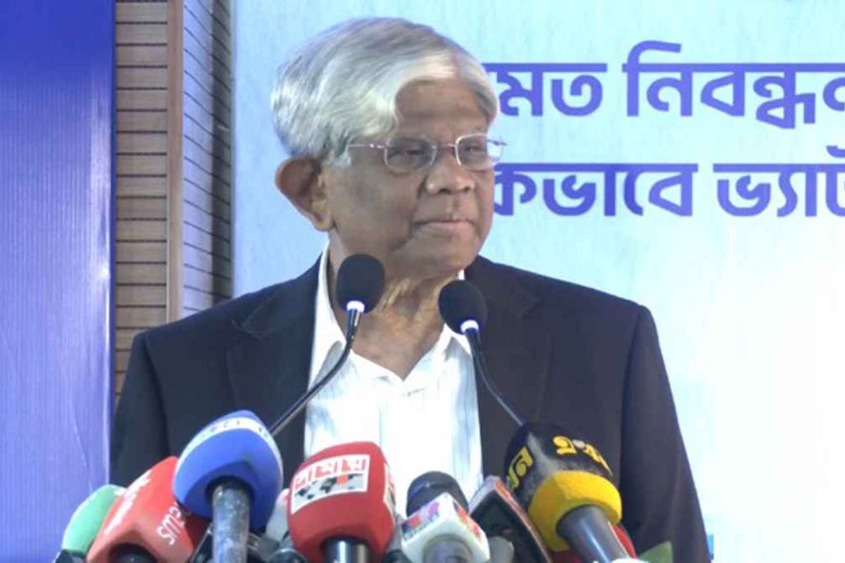 ‘অভ্যন্তরীণ রাজস্ব বাড়িয়ে অর্থনীতি শক্তিশালী করতে হবে’