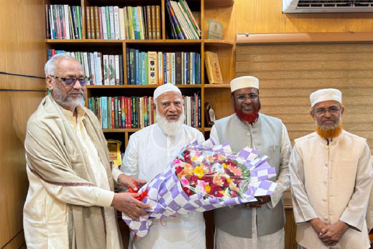 জামায়াতে যোগ দিলেন বিএনপির সাবেক মন্ত্রী মেজর (অব.) আক্তারুজ্জামান