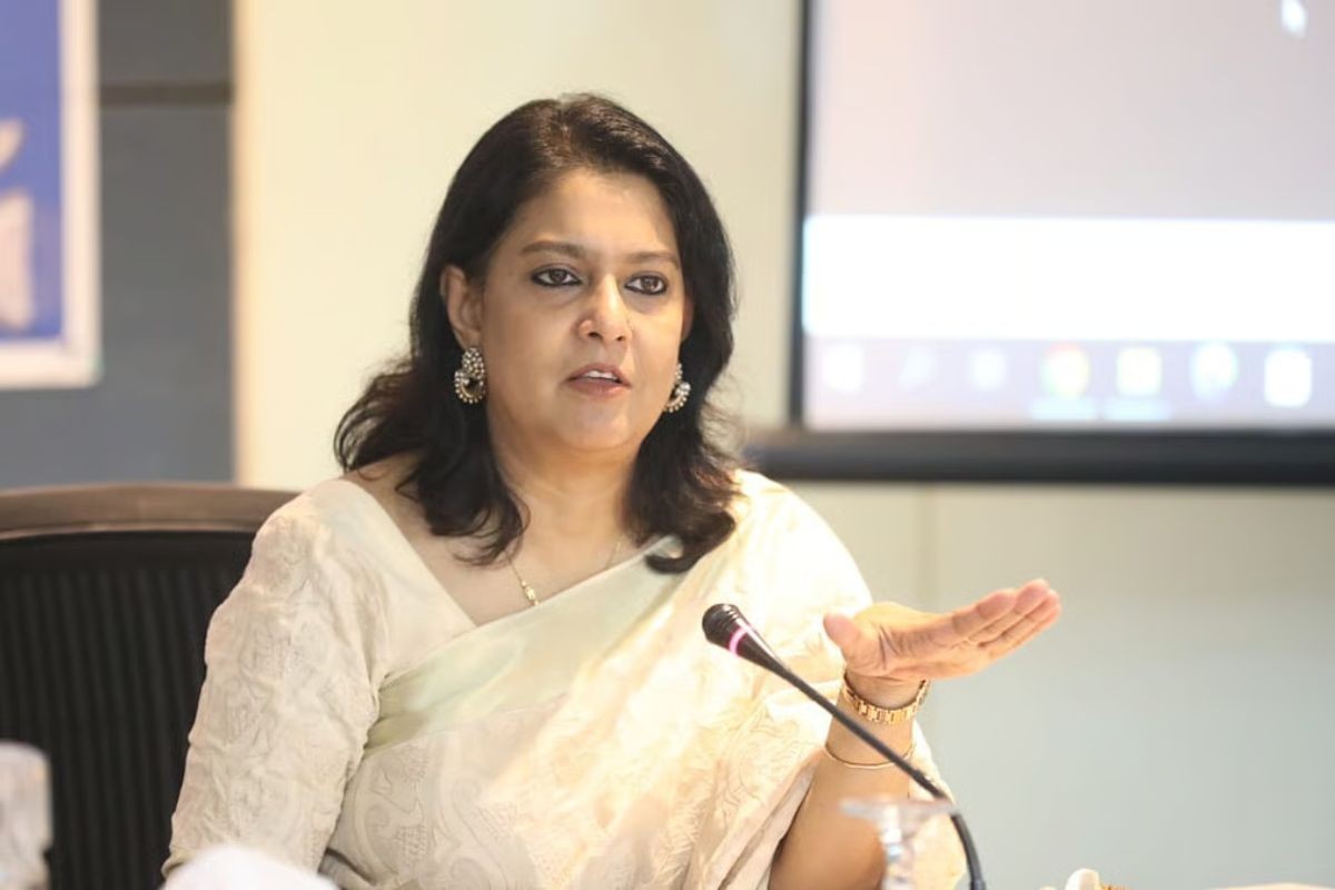 সব ষড়যন্ত্র রুখে দিয়ে ঘোষিত সময়েই নির্বাচন অনুষ্ঠিত হবে: তথ্য উপদেষ্টা