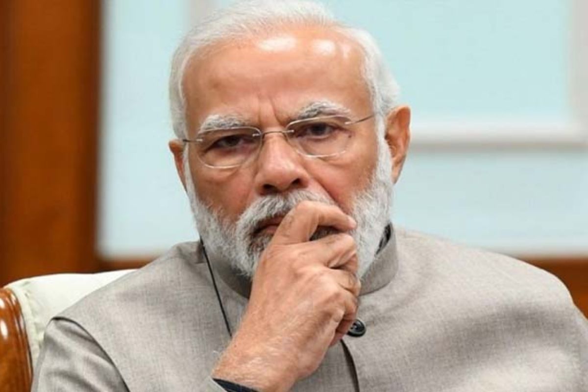 ঢাবিতে মোদির কুশপুত্তলিকা দাহ কর্মসূচি দিল শিক্ষার্থীরা