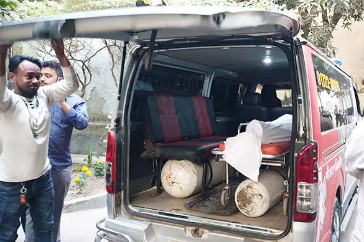 এনসিপি নেত্রী রুমীর ময়নাতদন্ত শেষ, পরিবারের কাছে লা'শ হস্তান্তর