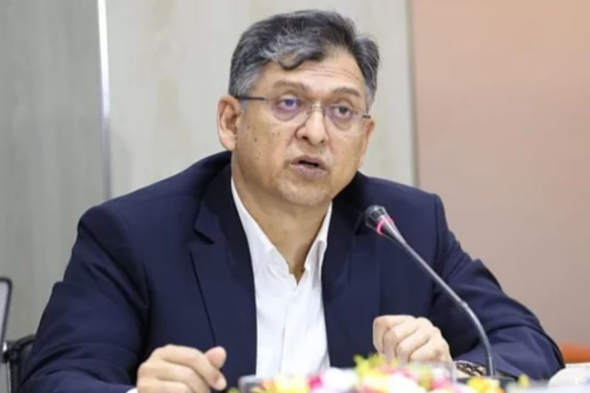 মবোক্রেসি রুখতে প্রশাসনকে কঠোর হওয়ার আহ্বান সালাহউদ্দিন আহমদের