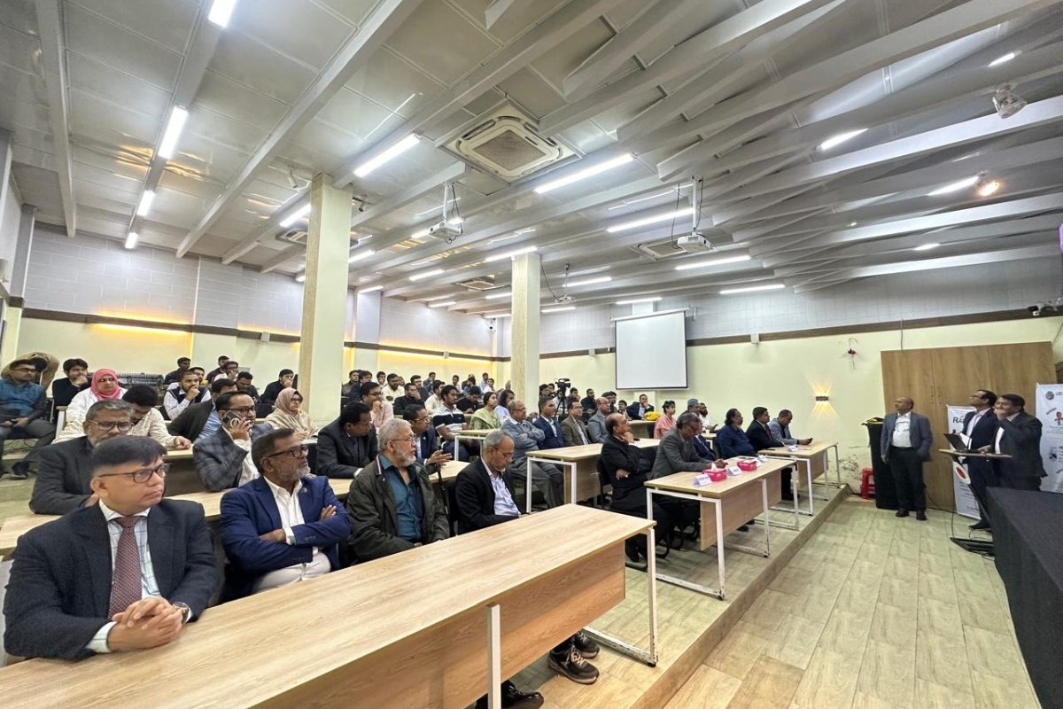 ইউরোলজি বিশেষজ্ঞদের মিলনমেলা: আধুনিক প্রযুক্তি ও উন্নত চিকিৎসার উপর গুরুত্বারোপ