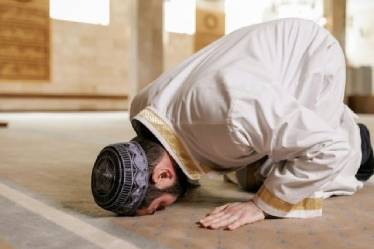 আজকের নামাজের সময়সূচি (২৬ ডিসেম্বর)