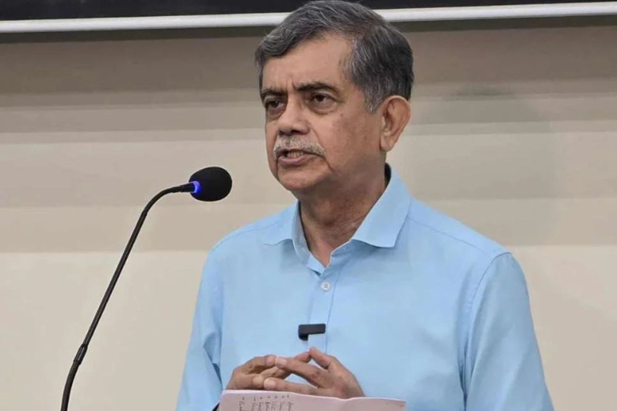 ‘সব শিক্ষার্থীর হাতে বই পৌঁছাতে জানুয়ারি মাস লেগে যাবে’