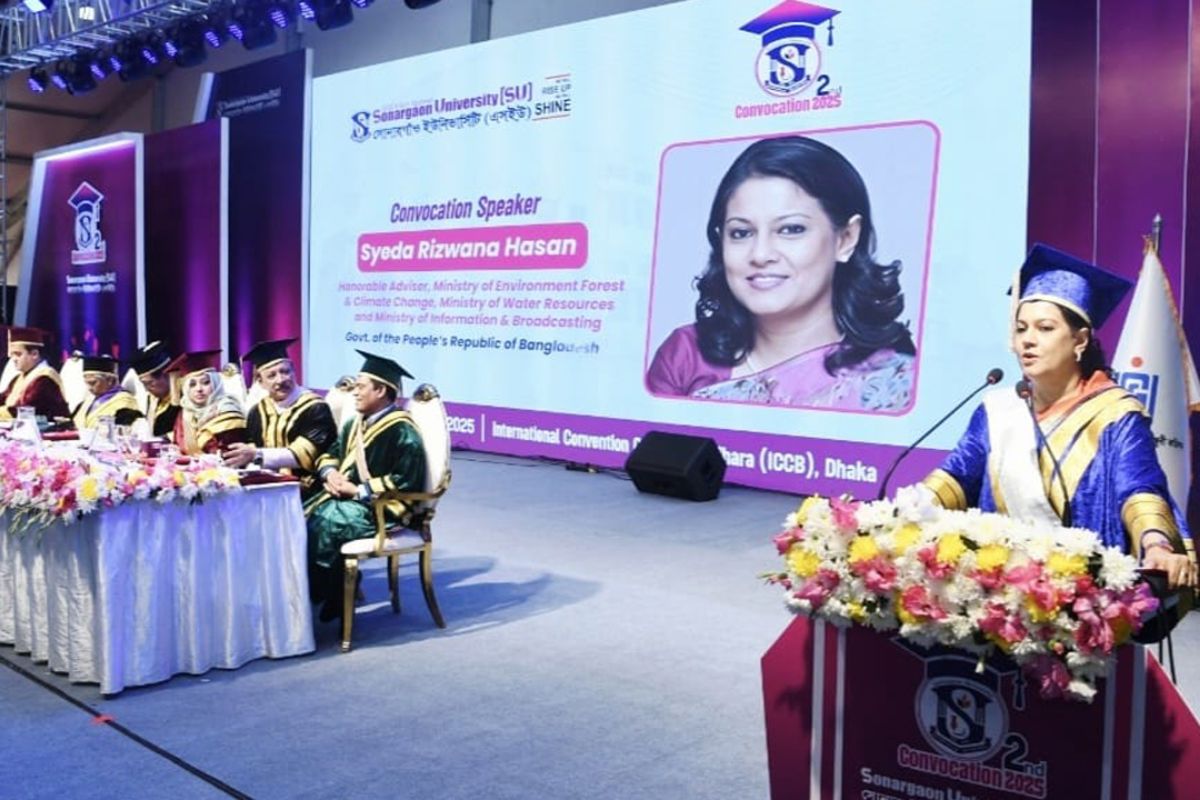 উন্নয়নের নামে প্রকৃতি ধ্বংস করার অধিকার আমাদের নেই: তথ্য উপদেষ্টা