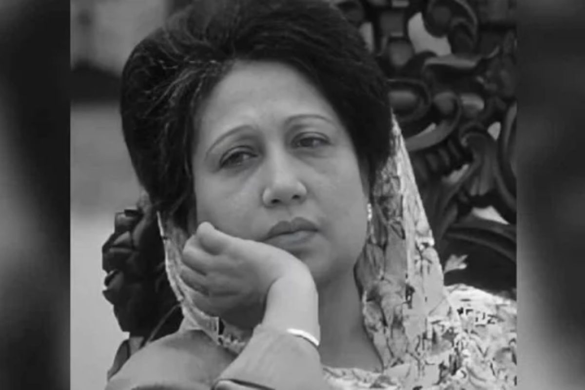 আজ চলছে রাষ্ট্রীয় শোকের দ্বিতীয় দিন