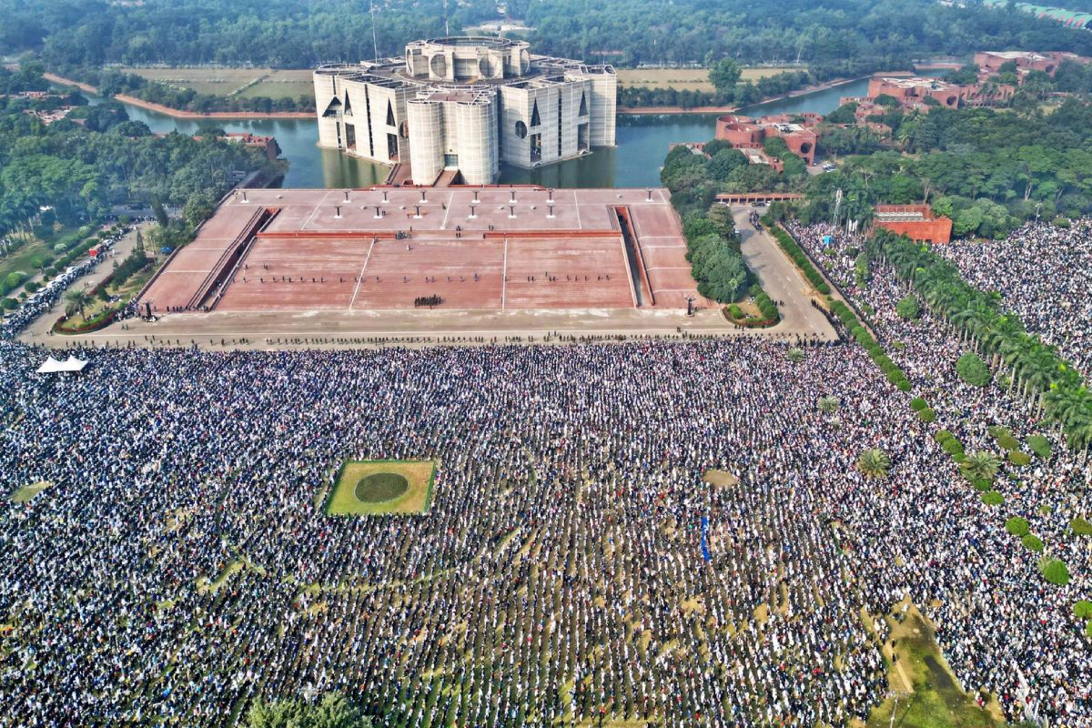 ‘প্রতিষ্ঠানের উর্ধ্বে মানুষ হিসেবে আপনাদের সহমর্মিতা হৃদয় ছুঁয়েছে’