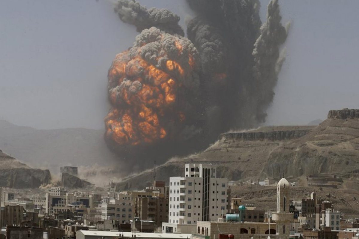 দক্ষিণ ইয়েমেনে সৌদি বিমান হামলায় নি-হ-ত সাত