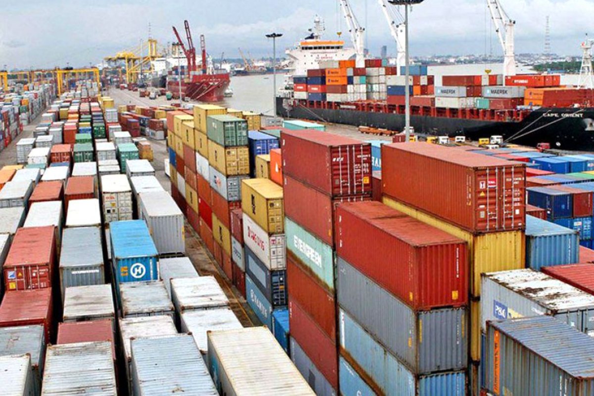 রপ্তানিতে বড় ধাক্কা, ডিসেম্বরে আয় কমল ১৪ শতাংশ