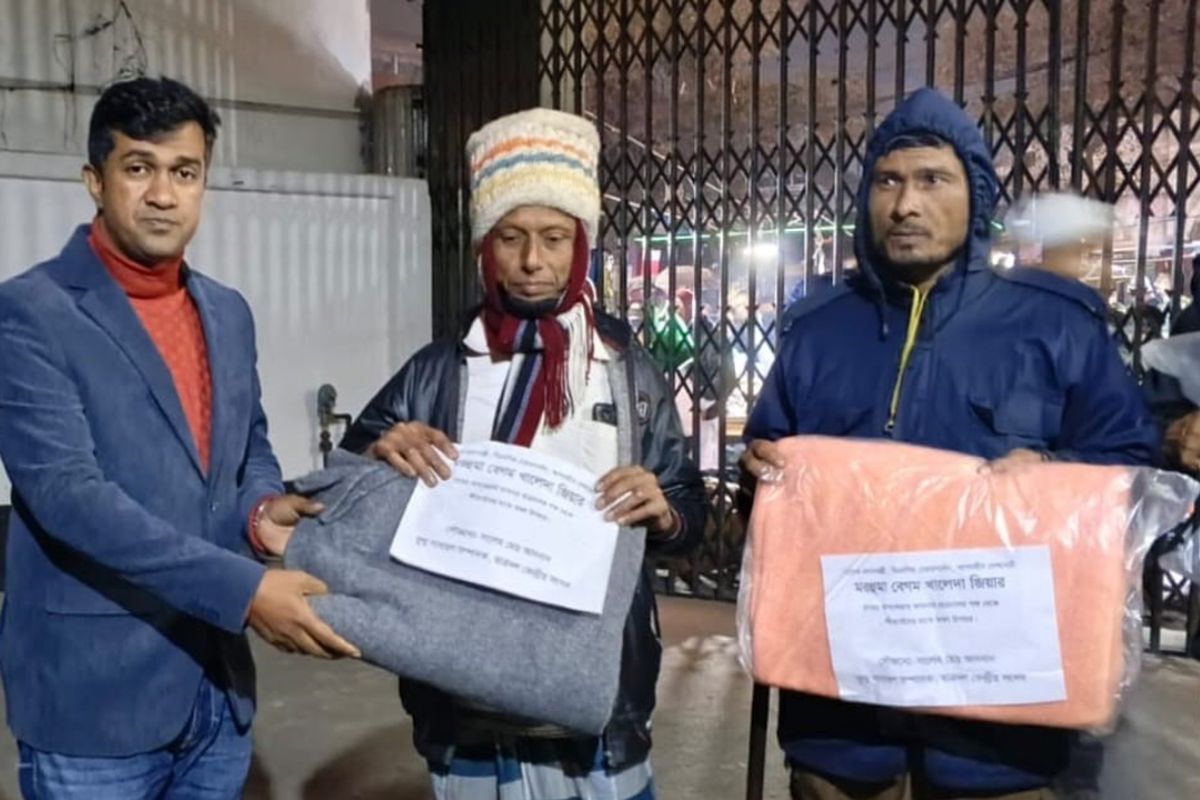 রাজধানীতে শীতার্তদের মাঝে ছাত্রদলের কম্বল বিতরণ ও দোয়া