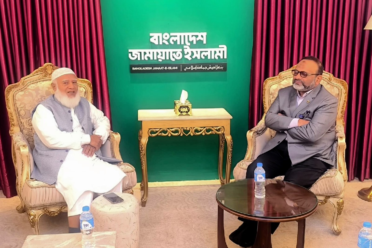 এবার জামায়াত আমিরের সঙ্গে সাক্ষাৎ করলেন ঢাবি উপাচার্য 