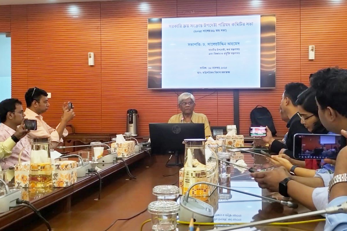 ১৩ লাখ ৮০ হাজার টন জ্বালানি তেল কিনছে সরকার