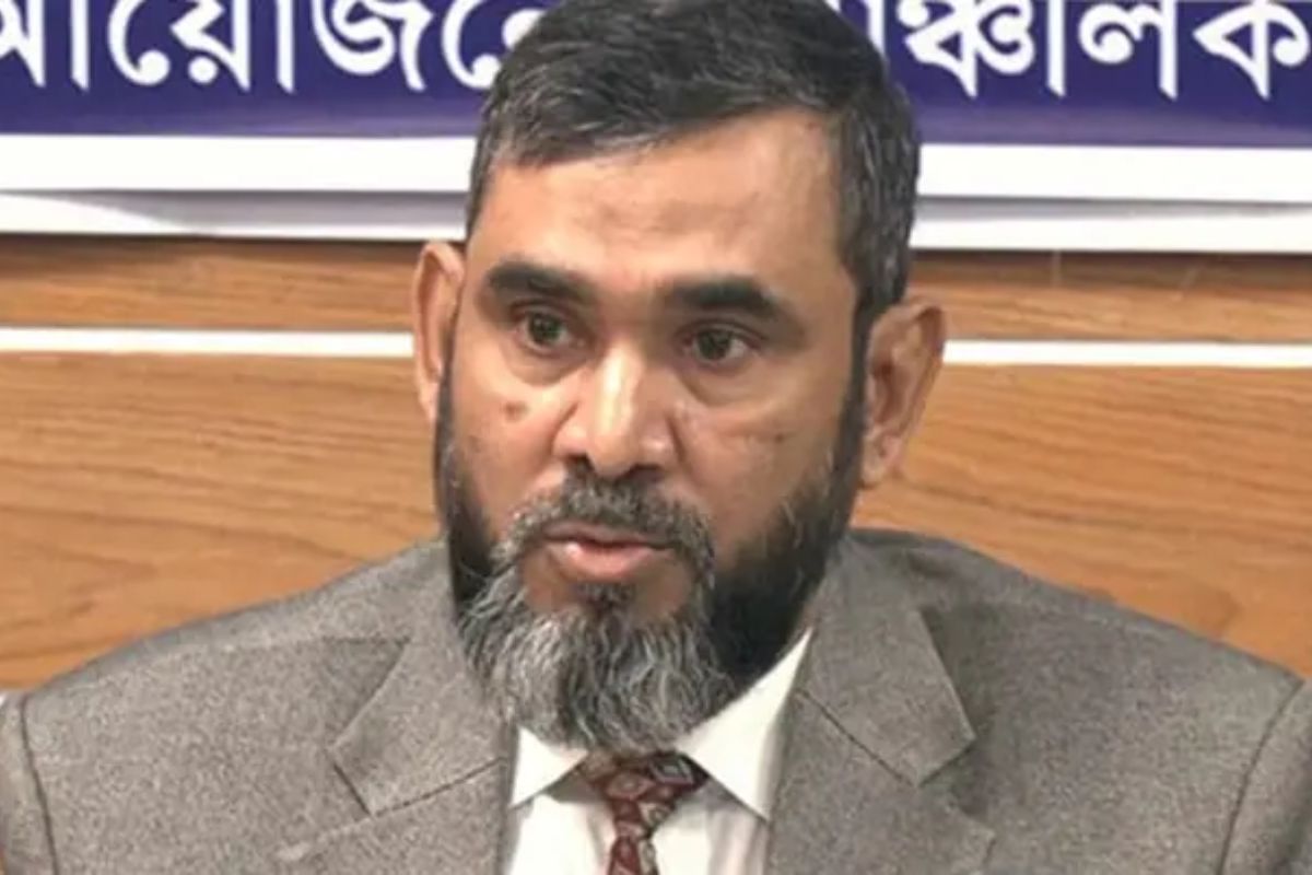 ২০২৬ নির্বাচন হবে “লাইনচ্যুত ট্রেন ফিরিয়ে আনার” উদ্যোগ: ইসি