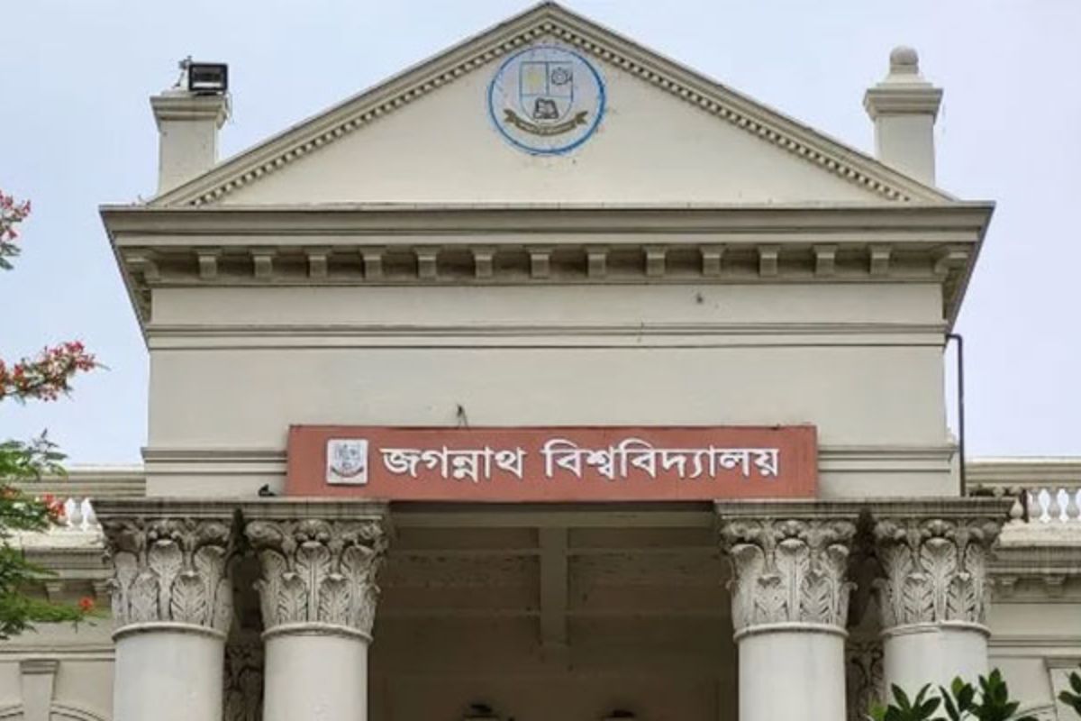 জকসুতে ৪ কেন্দ্রের ফলাফল প্রকাশ, এগিয়ে শিবির