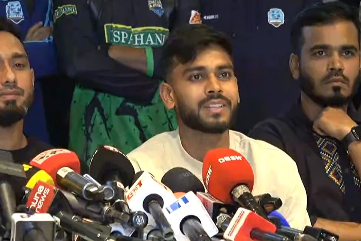 বোর্ডের টাকার উৎস নিয়ে ভুল ধারণা ভাঙলেন মেহেদী মিরাজ