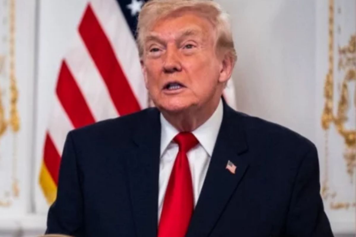 ইরানে বিক্ষোভকারীদের ফাঁ'সি বন্ধের দাবি ট্রাম্পের