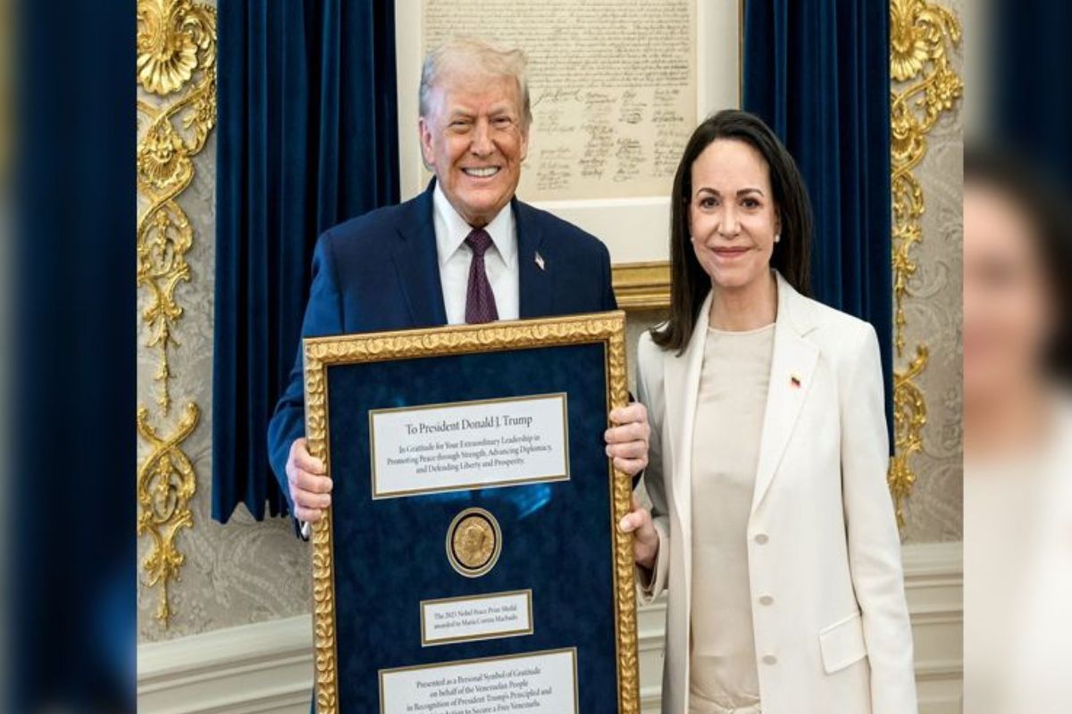 মাচাদোর নোবেল উপহার পেয়ে যা বললেন ট্রাম্প