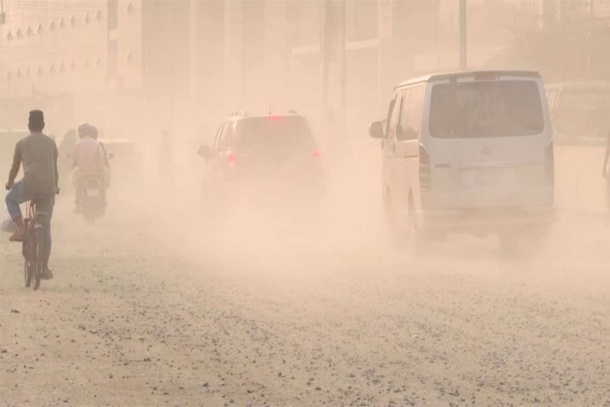 শ্বাস নেওয়াই ঝুঁকি, দূষণে শীর্ষে ঢাকা