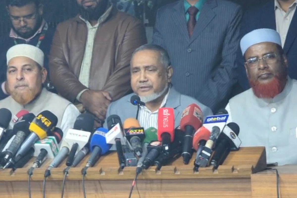 বর্তমান সিইসিকে ‘অবৈধ’ আখ্যা দিয়ে অপসারণ দাবি ডা. তাহেরের