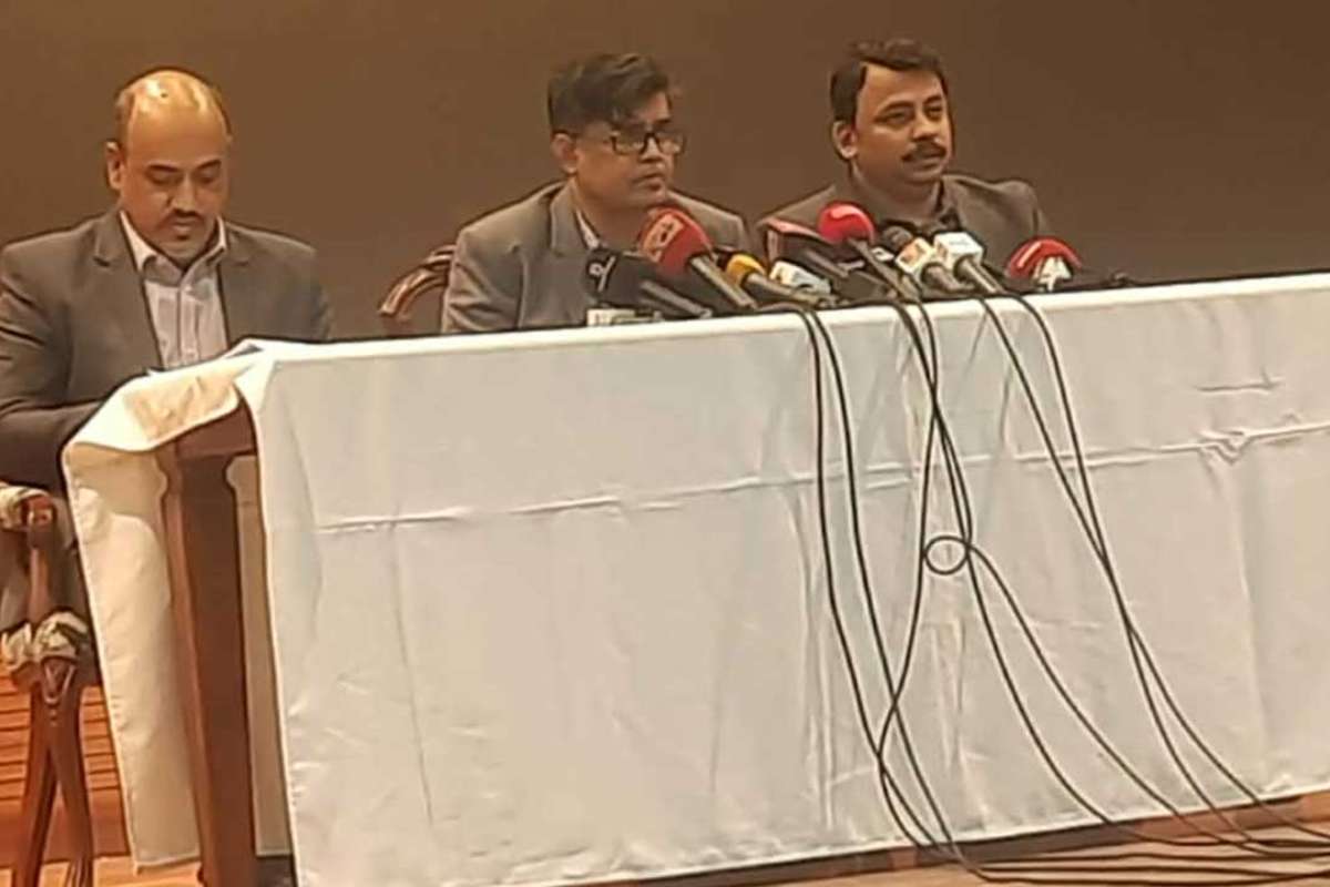 স্বাস্থ্য মন্ত্রণালয়ে বড় পুনর্গঠন, দুই বিভাগ একীভূত