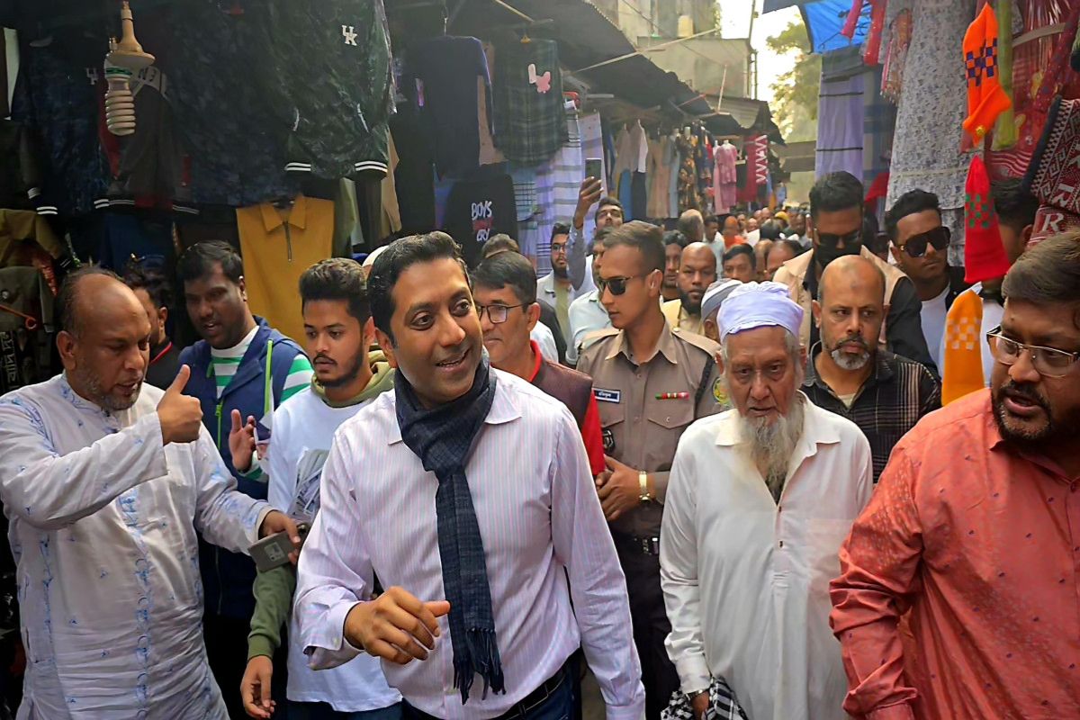 নির্বাচিত হলে মাদক ও সন্ত্রাস নির্মূল করবেন ববি হাজ্জাজ