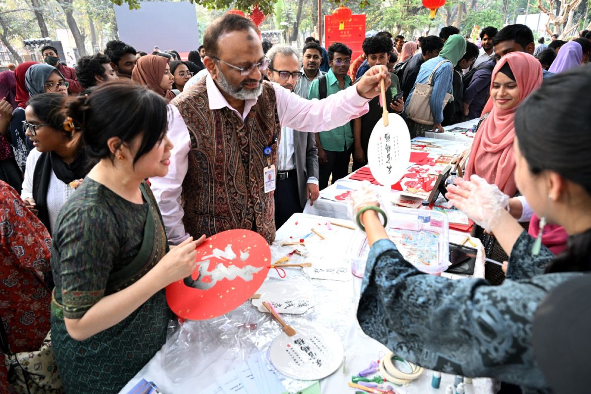 চীন বাংলাদেশের দীর্ঘদিনের পরীক্ষিত বন্ধু: ঢাবি উপাচার্য