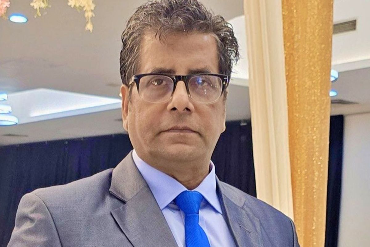 দুদকের মামলায় সাংবাদিক আনিস আলমগীর গ্রেপ্তার