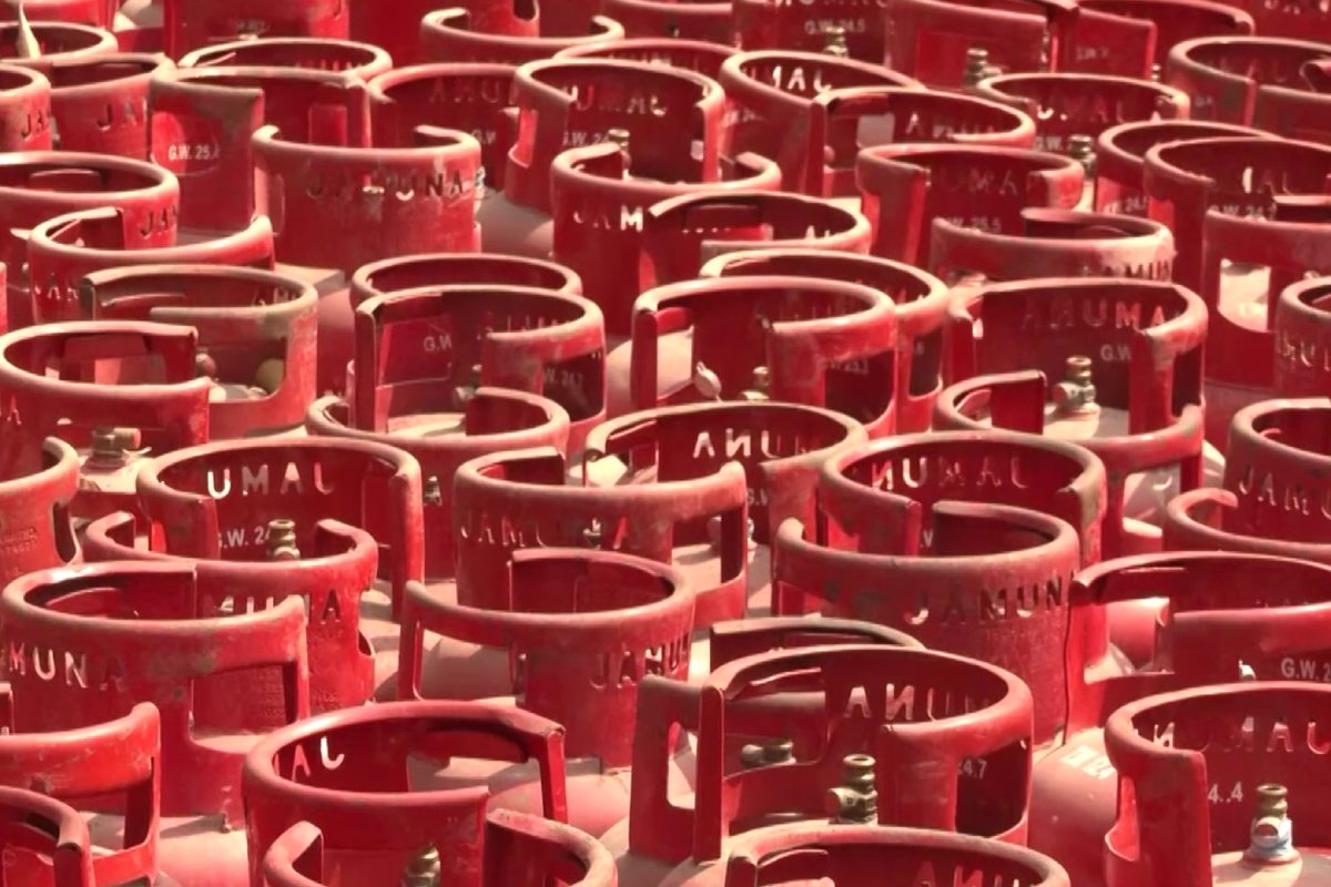 এলপিজি ১২ কেজি সিলিন্ডারের নতুন দাম নির্ধারণ