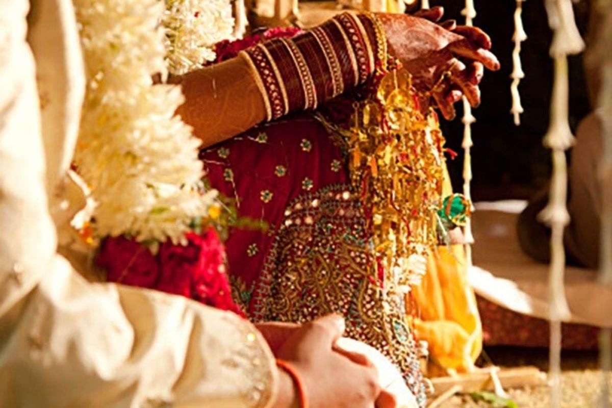 বিয়ের এক বছর পরই কেন কমে যায় নারীদের সন্তুষ্টি?