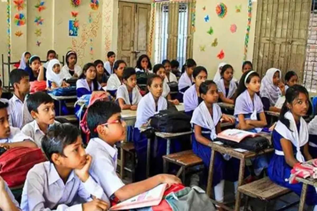 টানা ৫ দিনের ছুটি পাচ্ছে দেশের সকল শিক্ষা প্রতিষ্ঠান 
