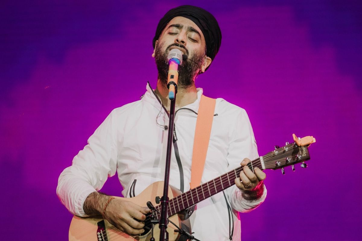 অবসর ঘোষণার পরও স্টুডিওতে অরিজিৎ সিং, গাইলেন যে ছবির জন্য