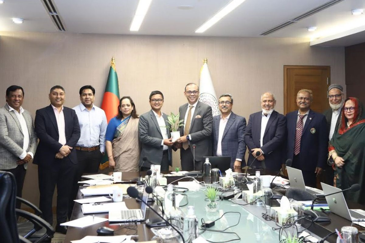 ডিএসইর স্বতন্ত্র পরিচালক হিসেবে যোগদান করলেন স্নেহাশীষ বড়ুয়া