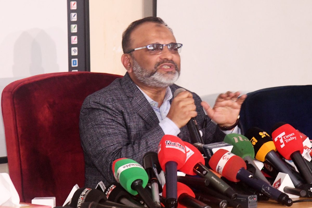 পদত্যাগ করেননি ঢাবি উপাচার্য, কিছু গণমাধ্যমে ভুলভাবে ব্যাখ্যা