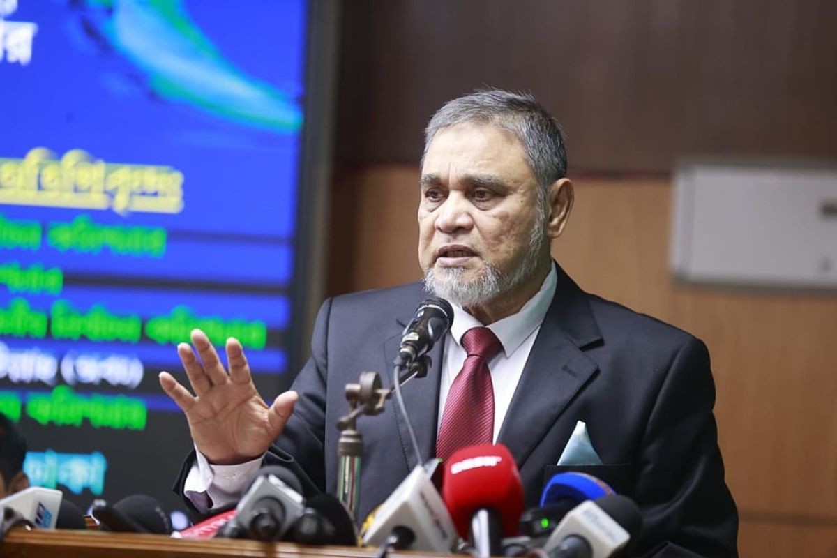 
গণতন্ত্রের ট্রেন সঠিক পথে এগোচ্ছে: সিইসি