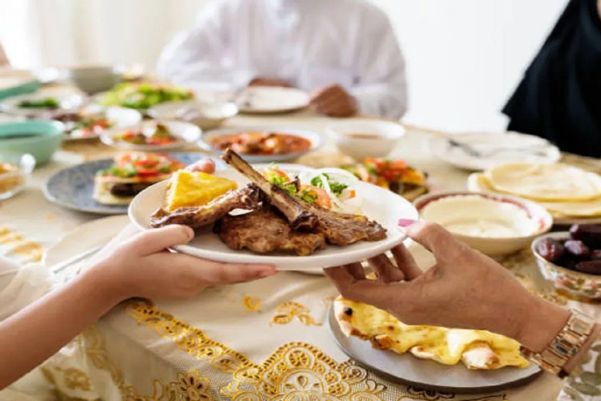 জেনে নিন রমজানে সুস্থ ও মেদহীন থাকার বিশেষ কৌশল