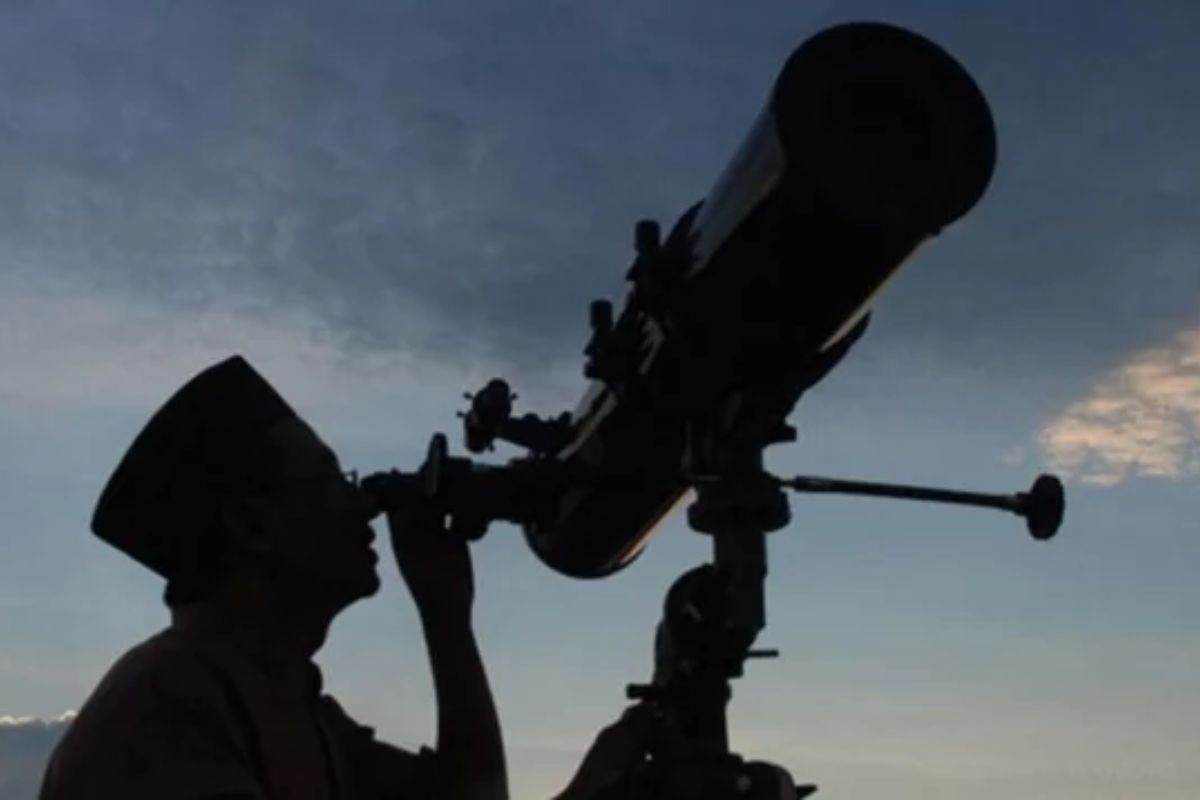 রোজা কবে? সিদ্ধান্ত জানাতে সন্ধ্যায় বসছে চাঁদ দেখা কমিটি