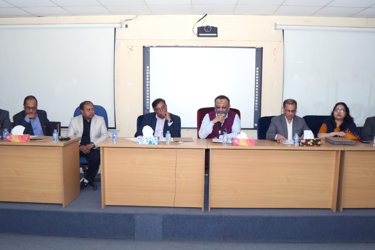 একুশে ফেব্রুয়ারি উদযাপনে ঢাবির প্রস্তুতি সভা ও কর্মসূচি ঘোষণা