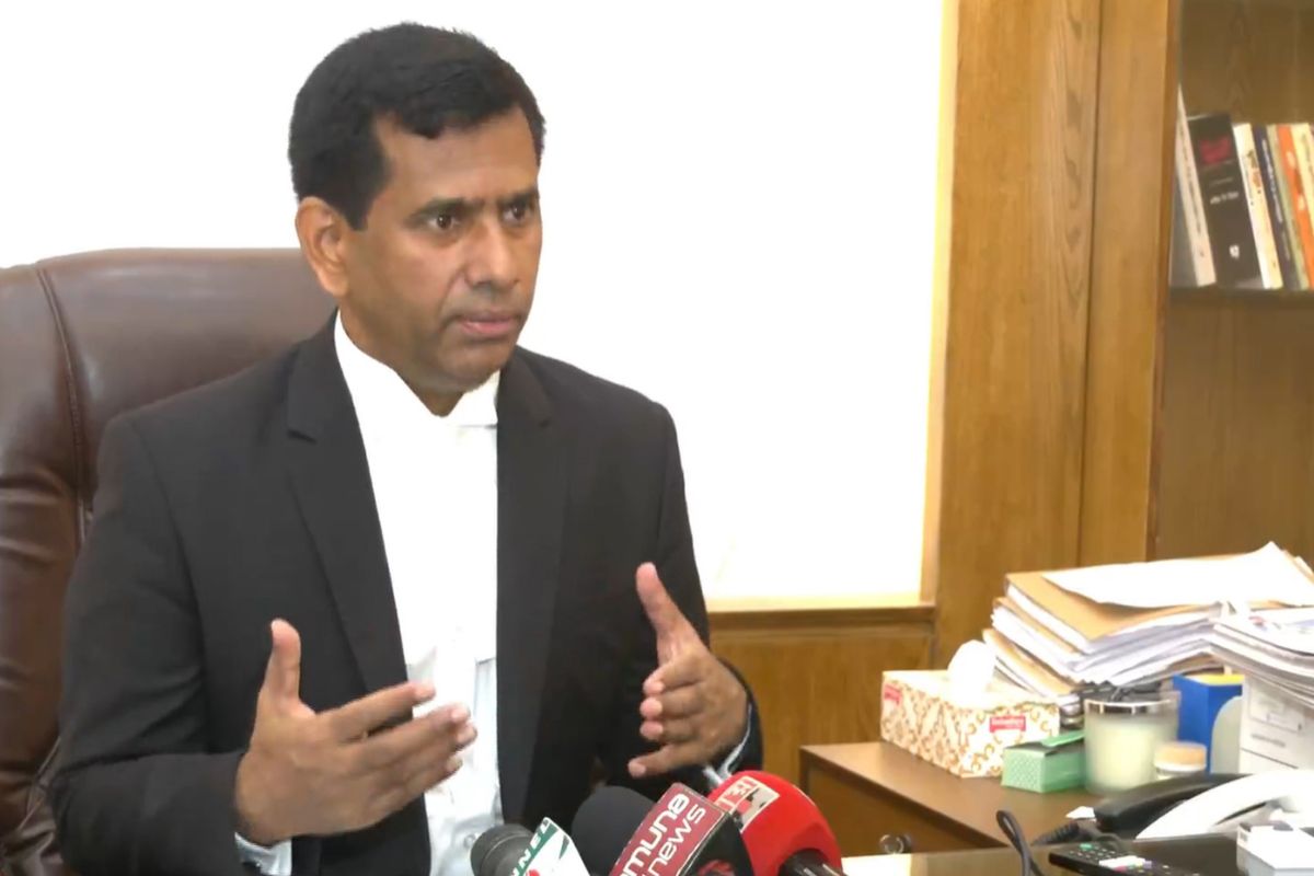 
পদ হারাচ্ছেন চিফ প্রসিকিউটর তাজুল ইসলাম