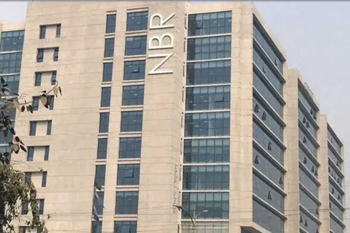 আয়কর সংস্কারে ব্যবসায়ীদের কাছে বাজেট সুপারিশ চাইল এনবিআর