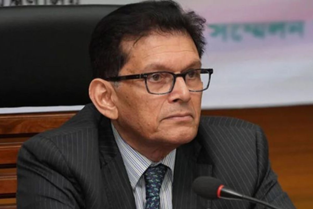 ওআইসির জরুরি বৈঠকে যোগ দিতে সৌদি আরবে পররাষ্ট্রমন্ত্রী