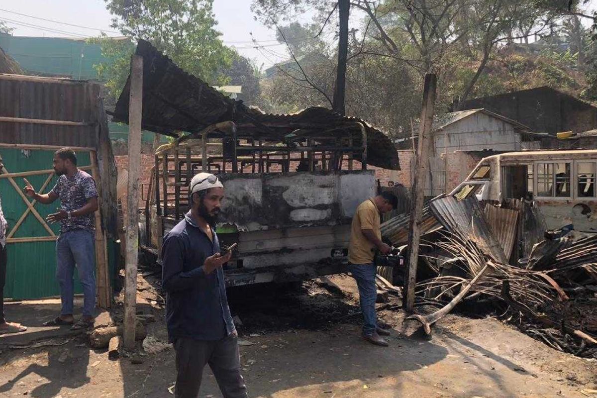 কক্সবাজারে গ্যাস পাম্পে অগ্নিকাণ্ড: ক্ষতিগ্রস্তদের সহায়তার নির্দেশ প্রধানমন্ত্রীর