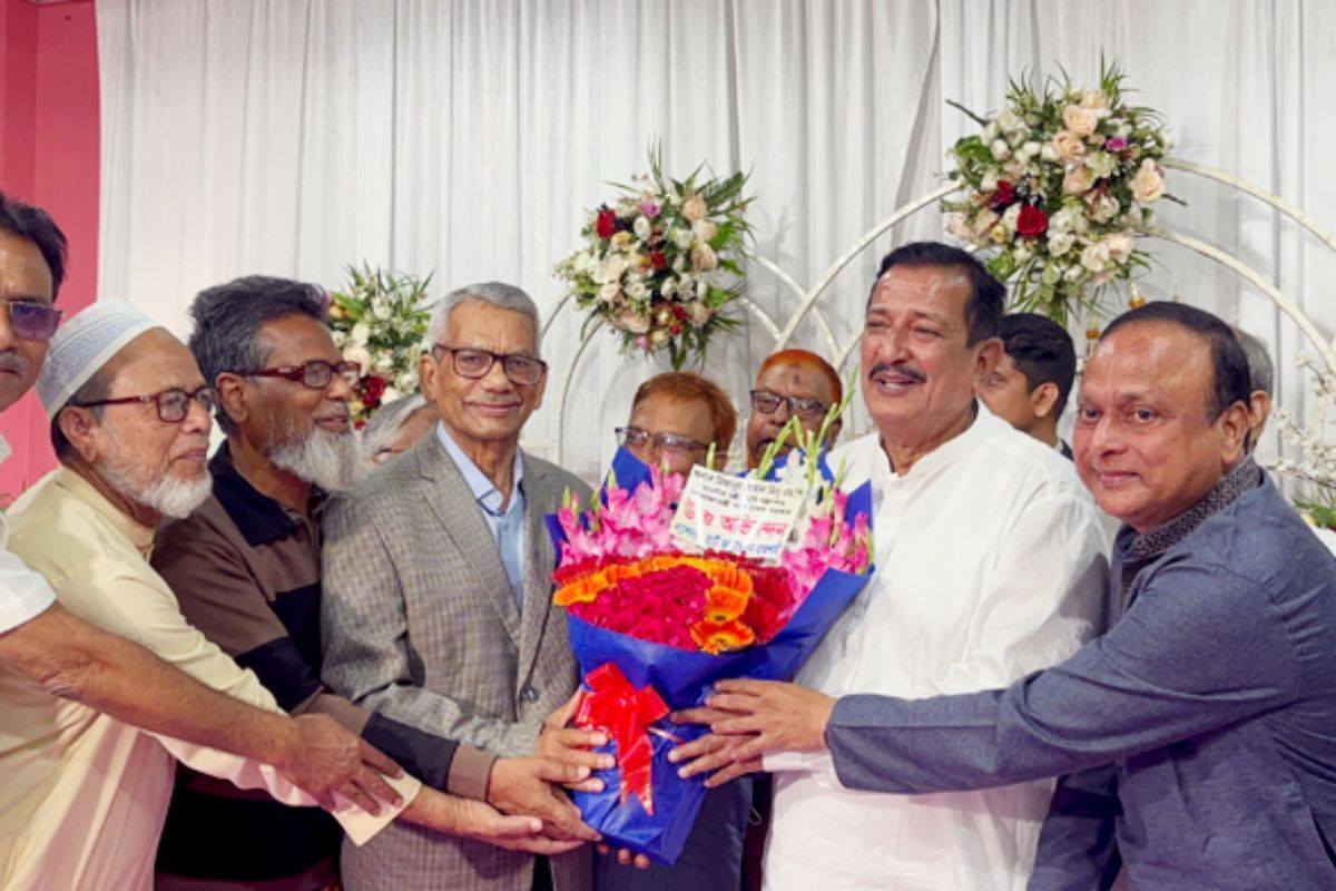 ভূমি সেবায় দালালের দৌরাত্ম্য ও হয়রানি বন্ধে ‘ওয়ান স্টপ সার্ভিস’