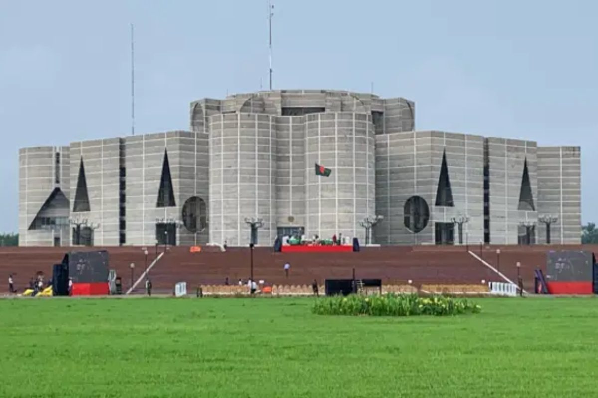 সংসদে নতুন চিফ হুইপসহ ৬ হুইপ নিয়োগ