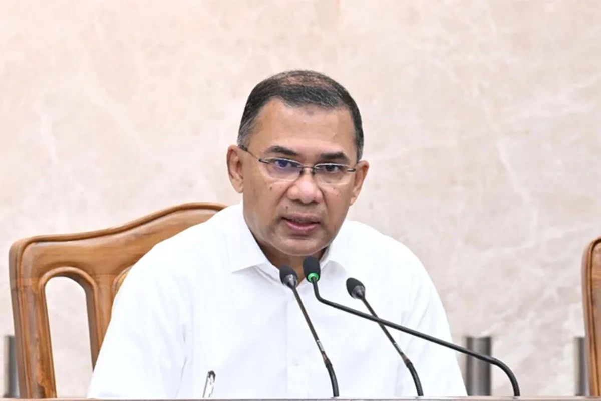 রাজধানীতে নারীদের জন্য আলাদা বাস সার্ভিস চালুর নির্দেশ প্রধানমন্ত্রীর